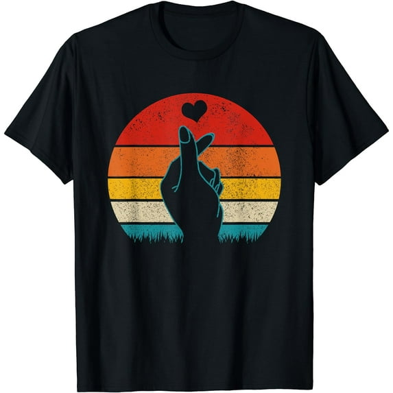 K-Pop Heart Hand Symbol K-Drama Korean Pop Vintage Fan Gift T-Shirt Black Small
