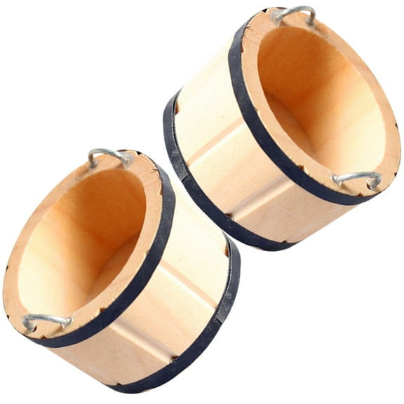 KALLORY 2Pcs Miniature Rustic Wooden Barrels Miniature Wood Bucket with Handle Kids Pretend Play Toys
