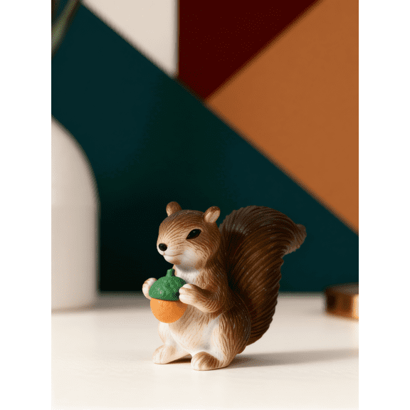 KALLORY 8Pcs Mini Squirrel Figurines Assorted Color PVC Material Ideal for Dining Table and Garden Decor
