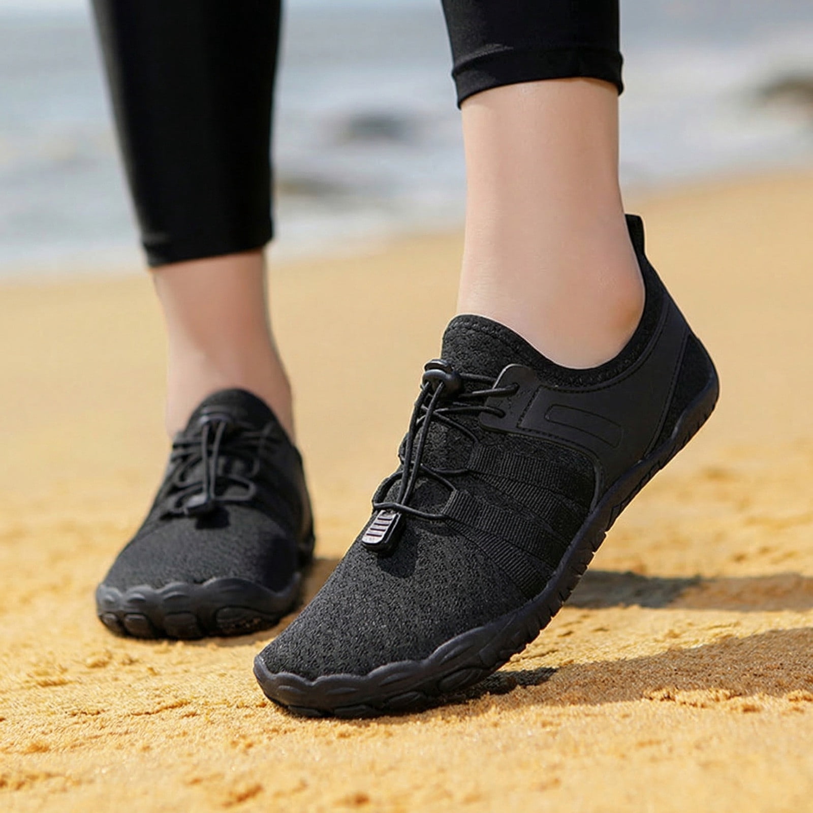 KANG Fashion Unisex Outdoor River-Trekking Shoes, Non-Slip, Water-Resistant Aqua Shoes for Hiking, the Beach, the Pool, the Gym, and Outdoor Sports with a Flexible, Protective Sole Black 46