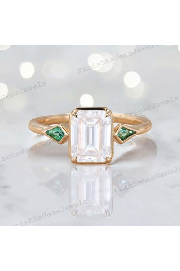 2.5Ct 10x8mm / Emerald Cut Moissanite Engagement Ring Kite Cut Emerald Promise Ring Valentine's Day Gift For Lover
