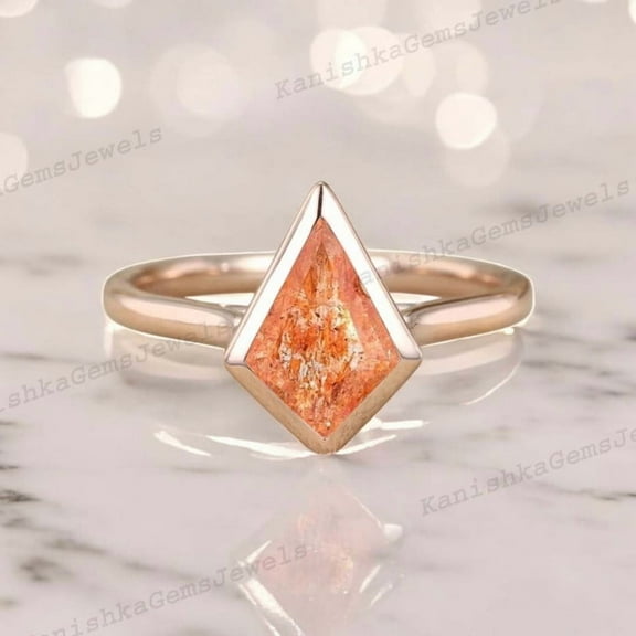 KANISHKAGEMS&JEWELS 2 Ct 9x7mm / Kite Cut Sunstone Engagement Ring Rose Gold Bezel Set Proposal Ring Natural Gemstone Ring Birthday Gift For Wife
