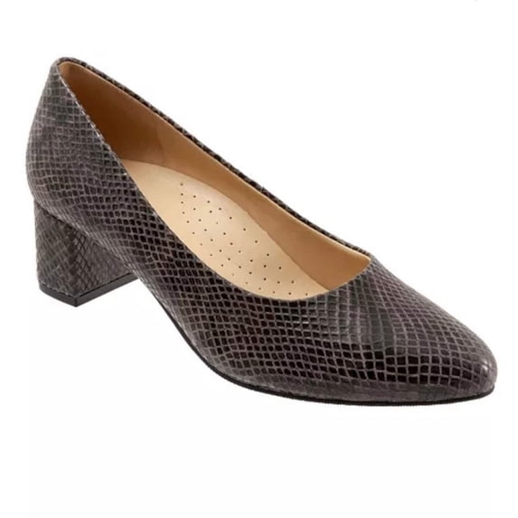 KARI Dark Gray Size 8.5WW Pointed Toe Slip On Block Heel Women's Pumps