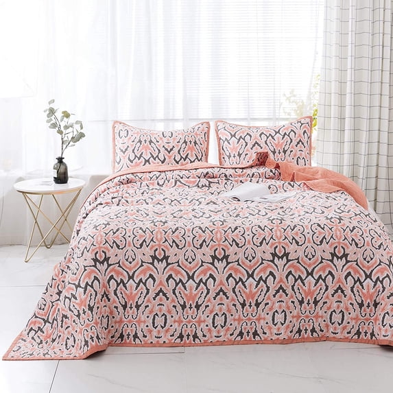 KASENTEX Soft Ikat Design Quilt Set, Pink King Set Bedding