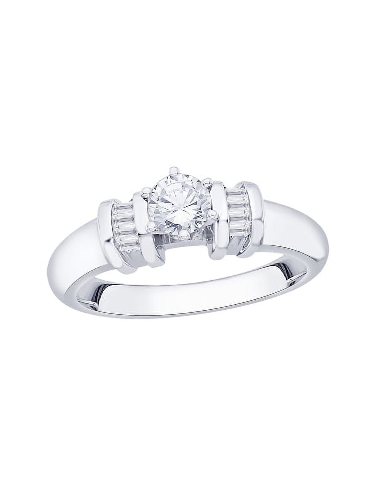 KATARINA Round and Baguette Cut Diamond Engagement Ring in