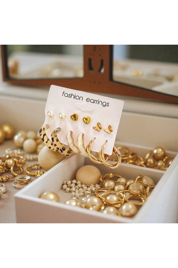 KC Gold Hoop Earrings Elegant Stylish Jewelry for Daily Wear Dates Parties Gifts for Women