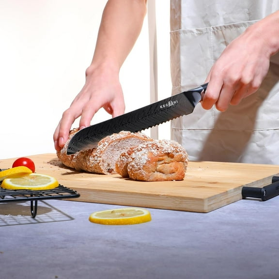 KEGANI Serrated Bread Knife 8 Inch, Damascus Steel Professional Bread Cutting Knife, Ultra Sharp for Homemade Bread, Pastries and Bagels