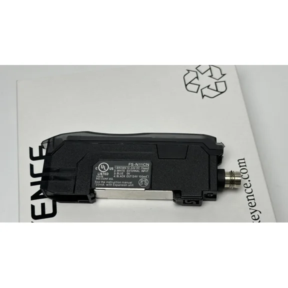 KEYENCE FS-N11CN Fiber Optic Sensor NEW