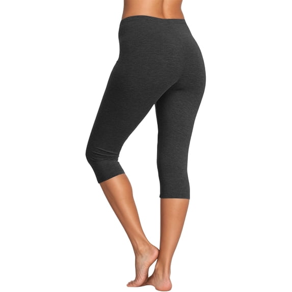 KHONTS Capri Leggings for Women Gym Athletic Capri Casual Workout Yoga Pants Solid Color Summer Soft Lightweight Tights Black M