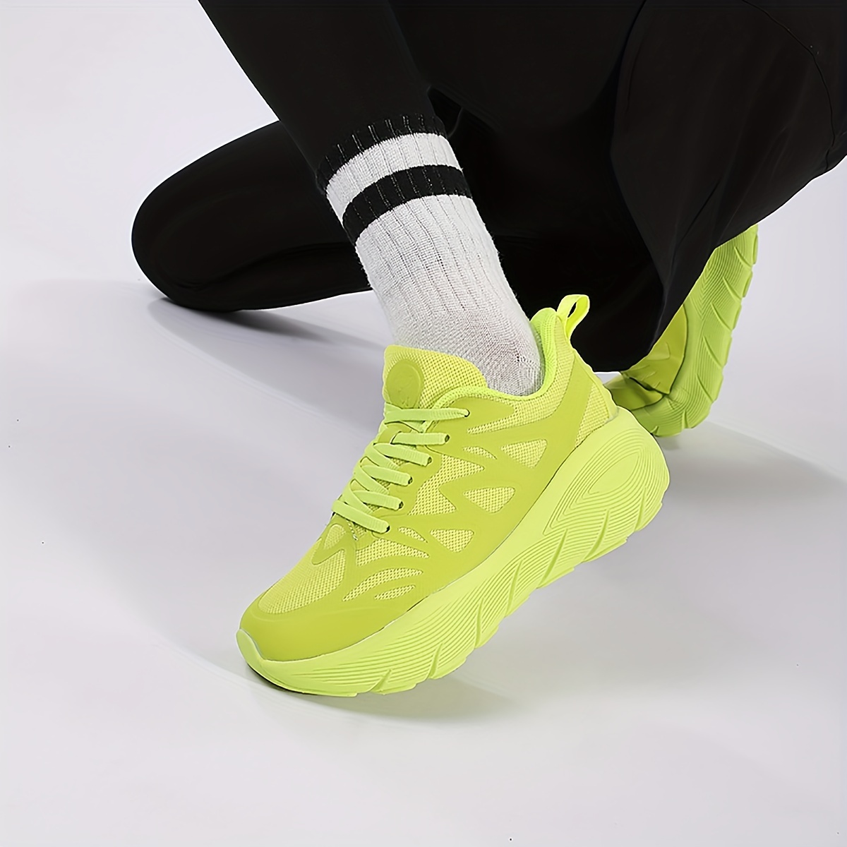 KINODAY Nonslip Shock Absorption Athletic Running Shoes Height