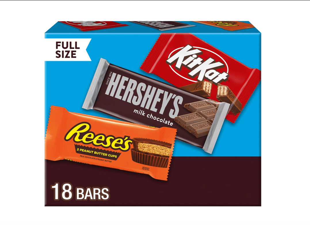 KIT KAT and REESE'S Assorted Milk Chocolate Candy Bars Variety Pack Individually Wrapped 18 Count 30.05 oz