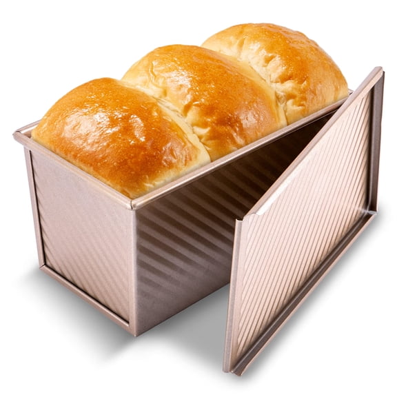 KITESSENSU Pullman Loaf Pan with Lid, Non-Stick Bread Pan for Baking, Heavy Duty Bread Loaf Pan , Carbon Steel Bread Baking Pan, Pink
