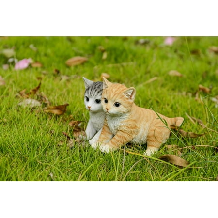 KITTENS SITTING TOGETHER