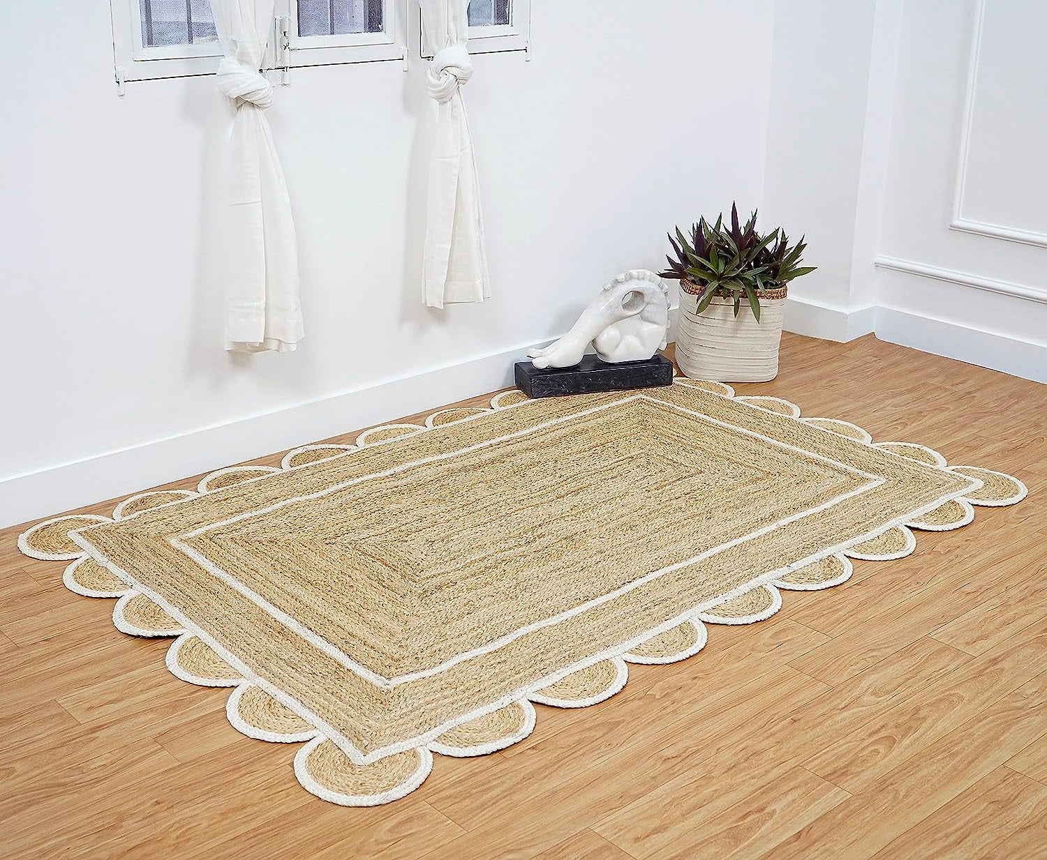 KLAVATE Natural Jute Hand Braided Scalloped Area Rug