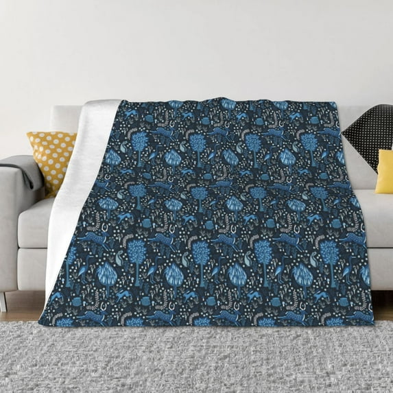 KLL Winter Blue Forest Deer Print Fleece Throw Blanket, Horizontal Fleece Bedding Cute Soft Blankets Comfy Fleece Flannel Plush Home Decor for Couch & Bed -50"x40"