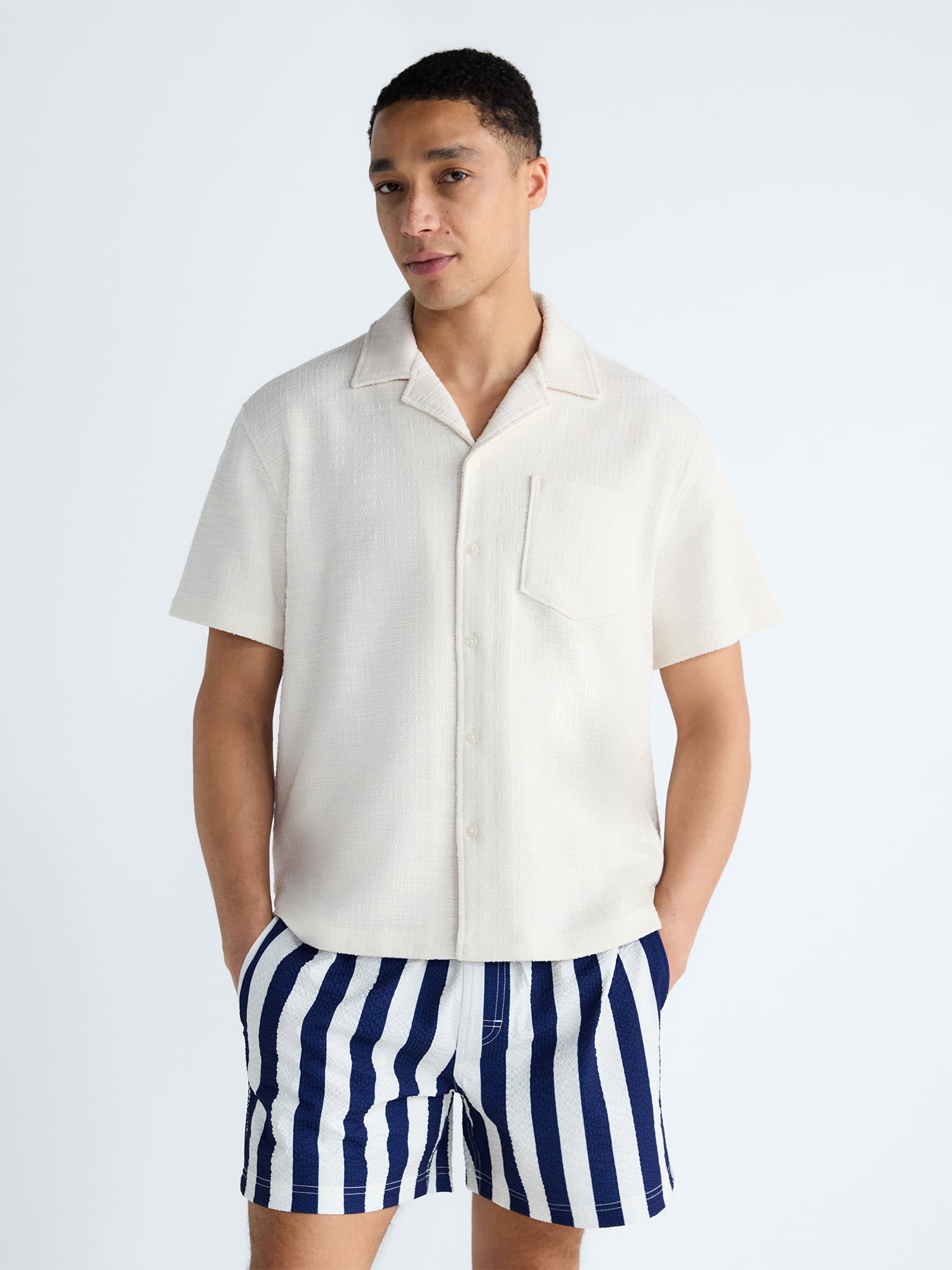 Free Assembly Men's Textured Camp Shirt with Short Sleeves, Sizes S-3XL
