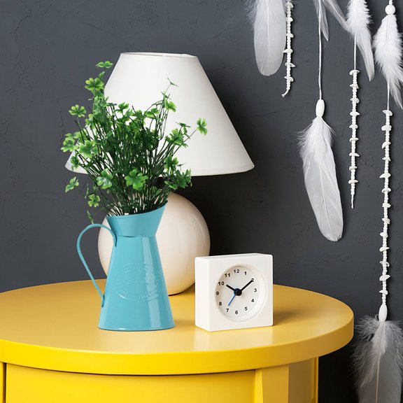KONTONTY Fake Clover Plant Decoration with Realistic Green Leaves for Office Kitchen Home