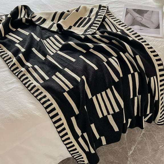 KTFgvq Chunky Knit Blanket, Soft Thick Yarn, Cable Knit Design, Cozy Throw for Couch Bed Sofa, Black