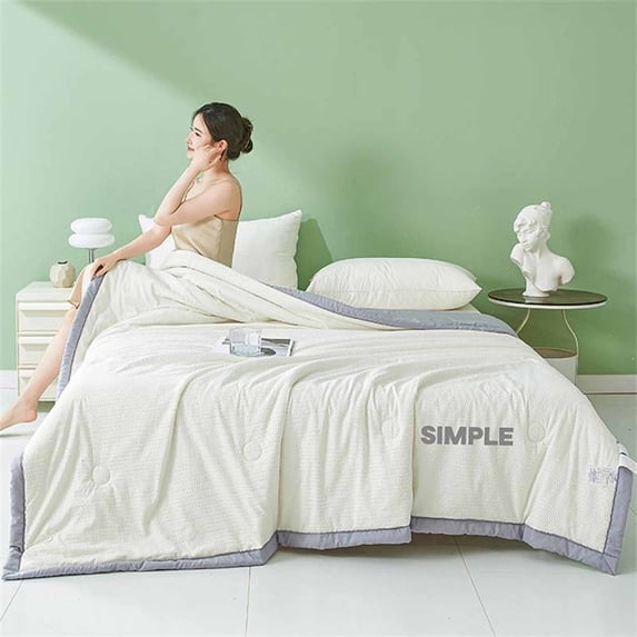 KUKIDSVO 59x78 Inch Summer Quilt, Ultra Soft Comfort, Lightweight Breathable Bedding for Student Dorm Bedroom Use(Gray)