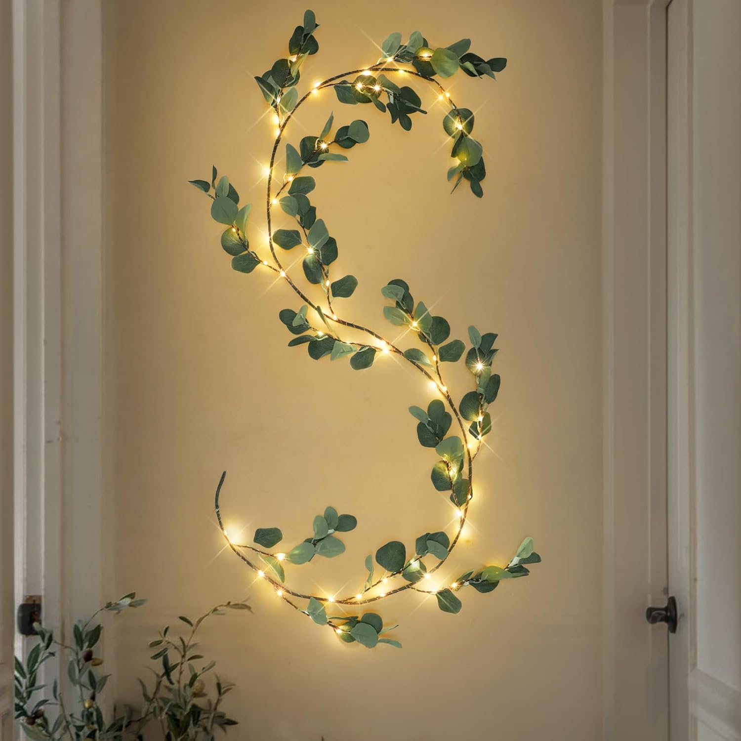 KUNPENG Eucalyptus Garland 6FT Spring Garland with Lights Battery ...