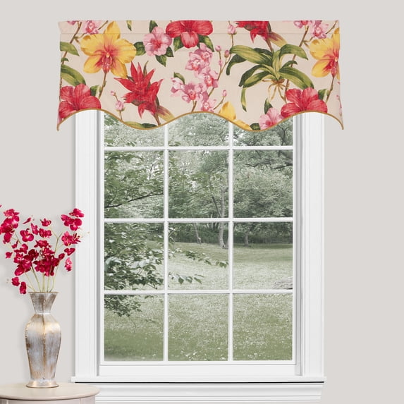 Kahlee Scalloped Filler Valance