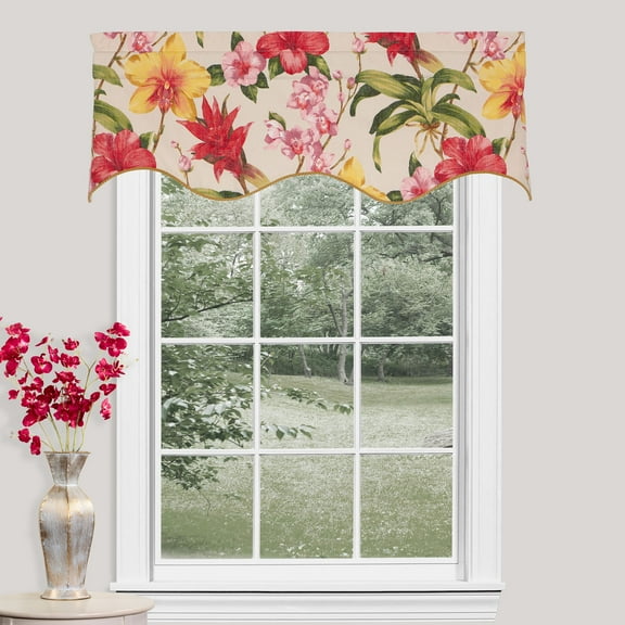 Kahlee Scalloped Filler Valance