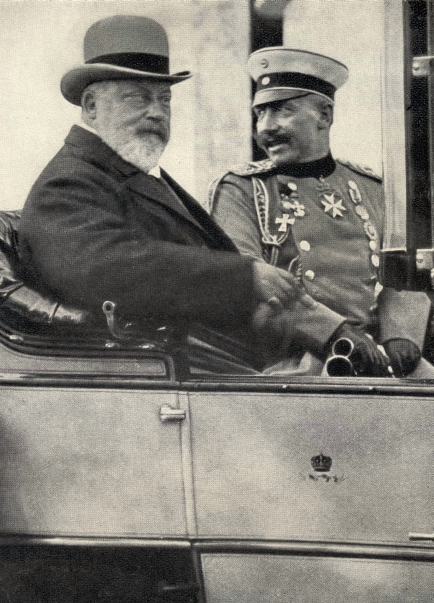 Kaiser Wilhelm Ii1859-1941 Emperor Of Germany King Of Prussia 1888-1918 And Edward Vii 1841-1910 King Of England 1901-1910 Canvas Art - Ken Welsh Design Pics (24 x 36)