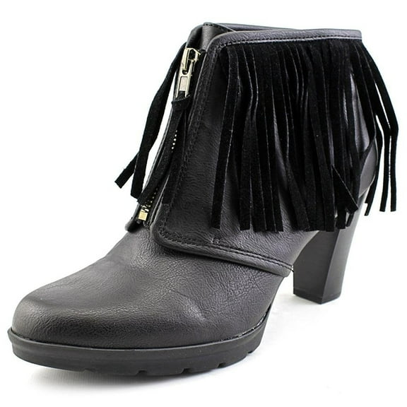Kallee Round Toe Boots