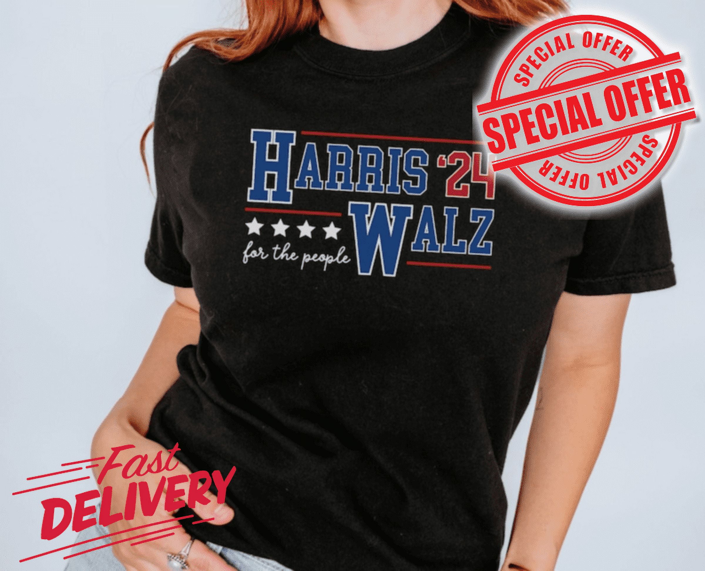 T-shirt Kamala Harris Walz 2024 T-shirt / T-shirt In Cotone - Foto 2