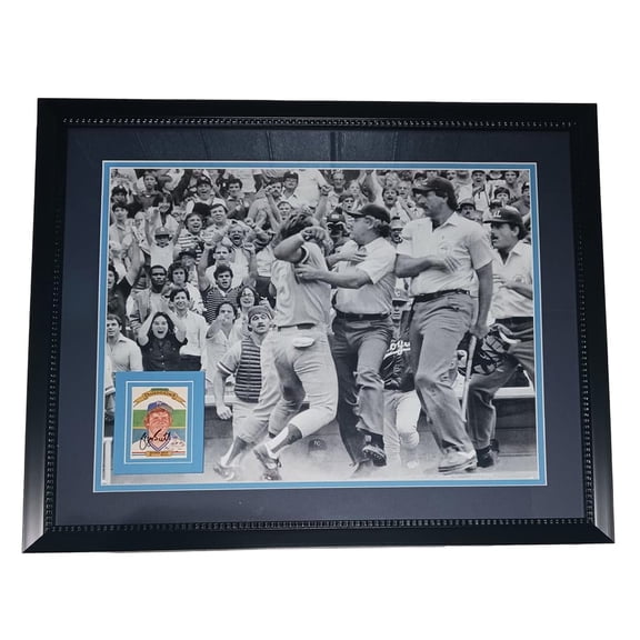 Kansas - Baseball G. Brett 20x24 Auto Frame