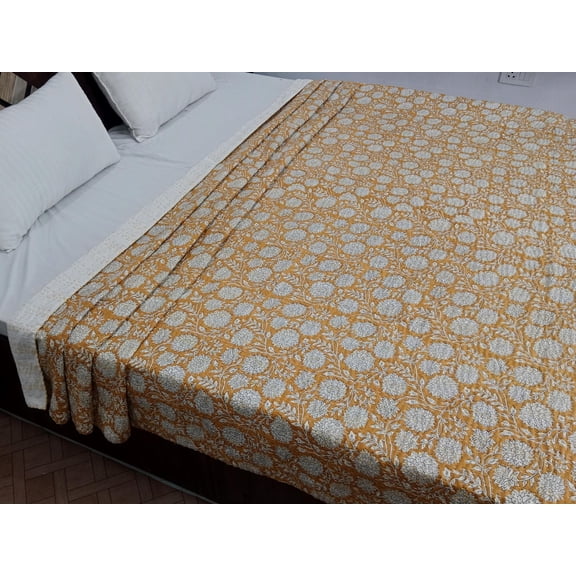 A And E Textile House Mid-Century Gold Floral Print Quilts, Twin - Breathable