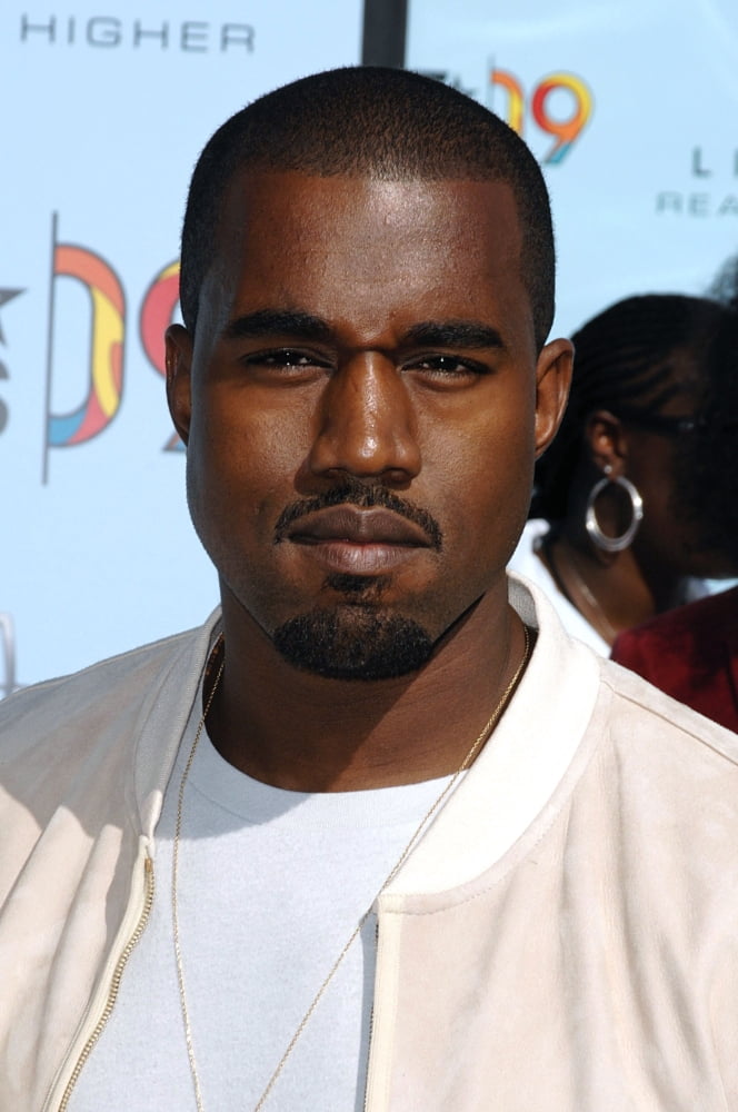 Kanye West At Arrivals For 2009 Bet Awards Show Canvas Art - (16 x 20)
