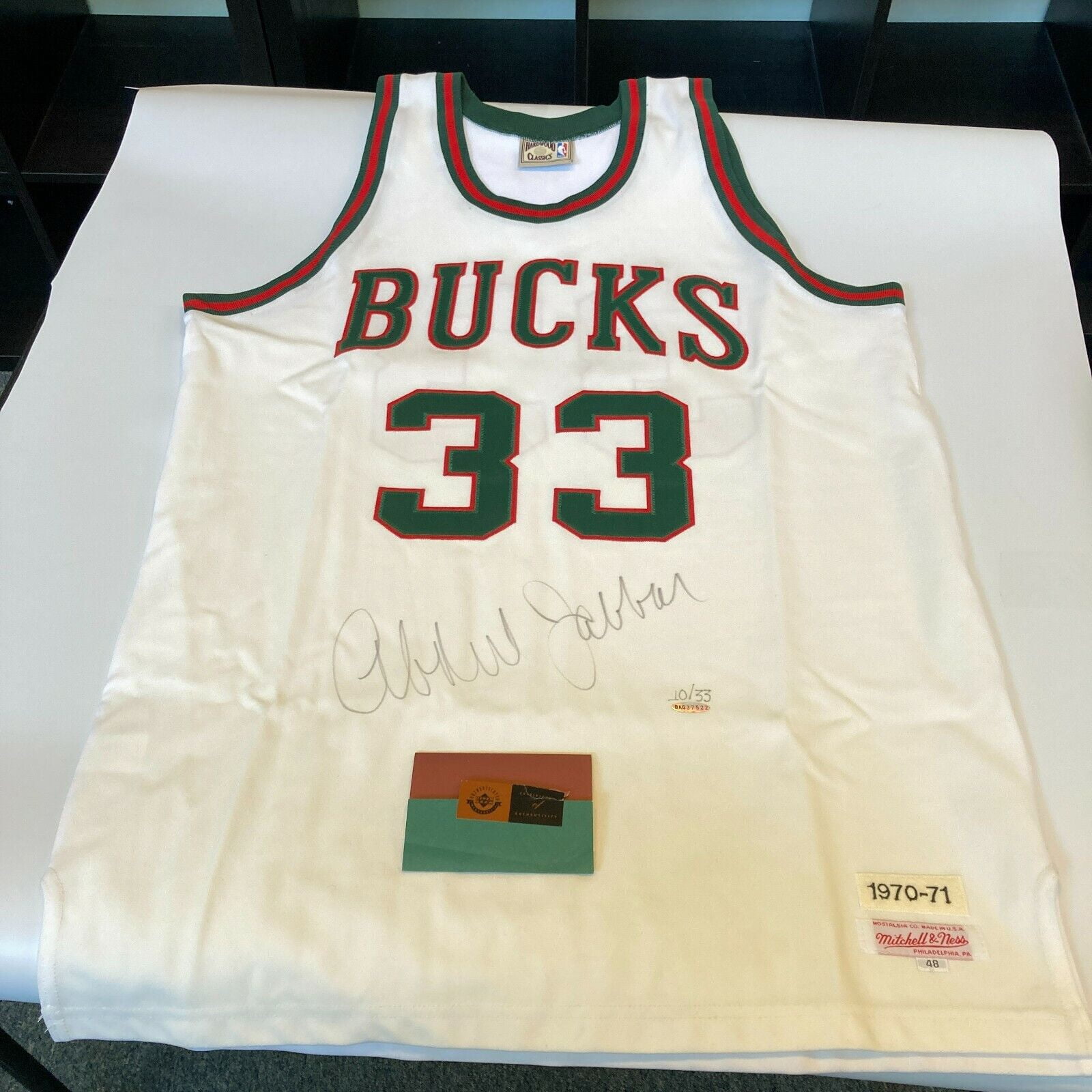 Kareem abdul jabbar bucks jersey deals