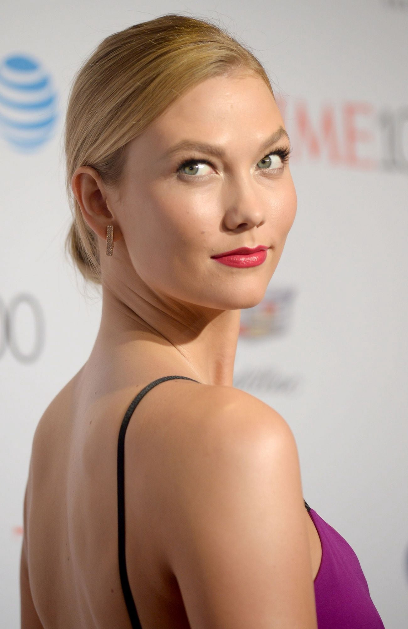 Karlie Kloss At Arrivals For Time 100 Gala Dinner 2016 Canvas Art - (16 x 20)