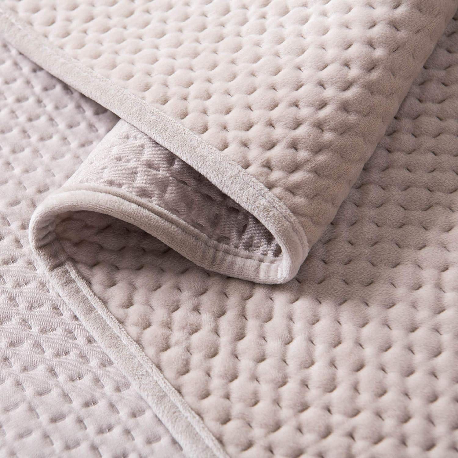 Kasentex  All Season Plush Poly Velvet Lavish Design Quilt Set Soft and Warm Machine Washable Coverlet Almond Queen