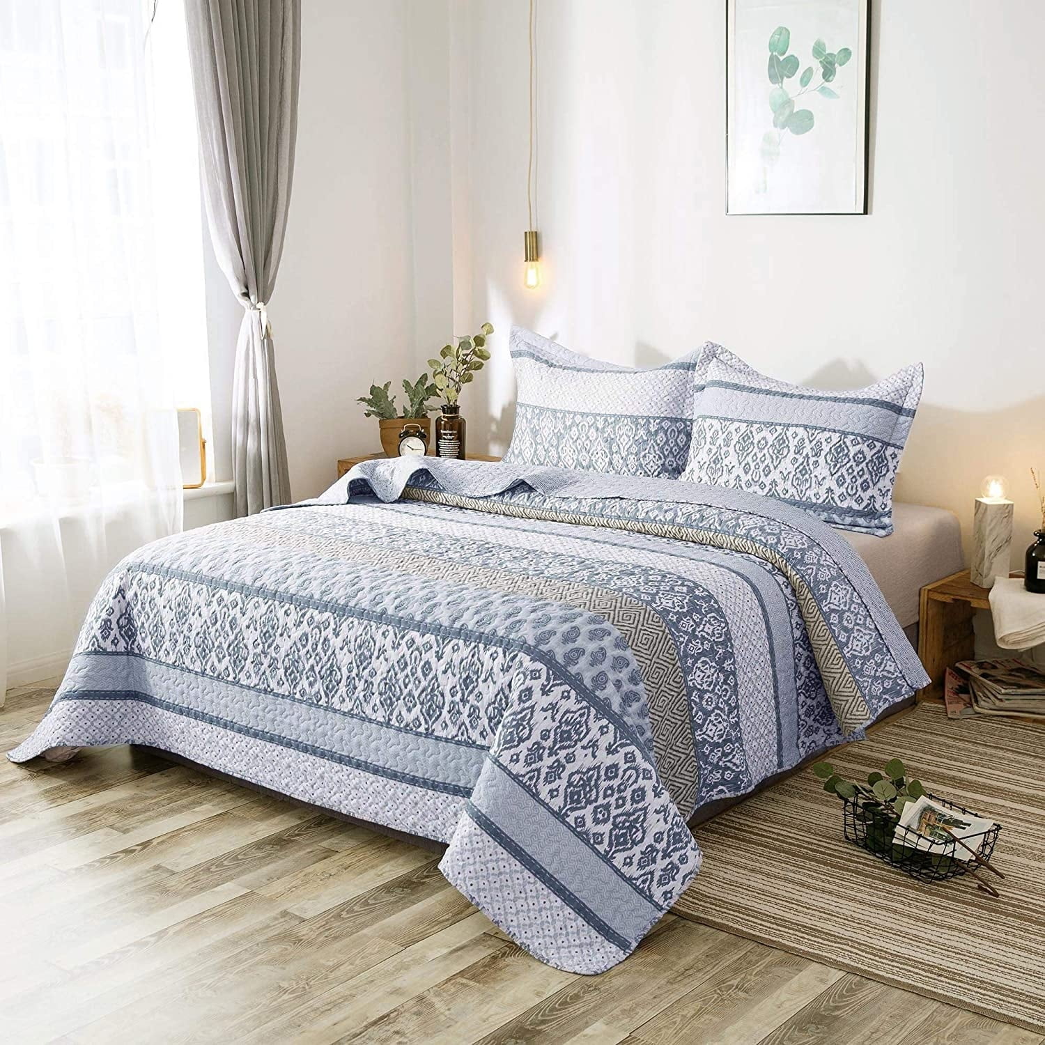 Frost Blue Twin Reversible Microfiber Quilt Set