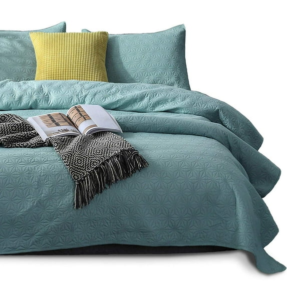 Kasentex Geometric Microfiber/Polyester Quilt, King, Green