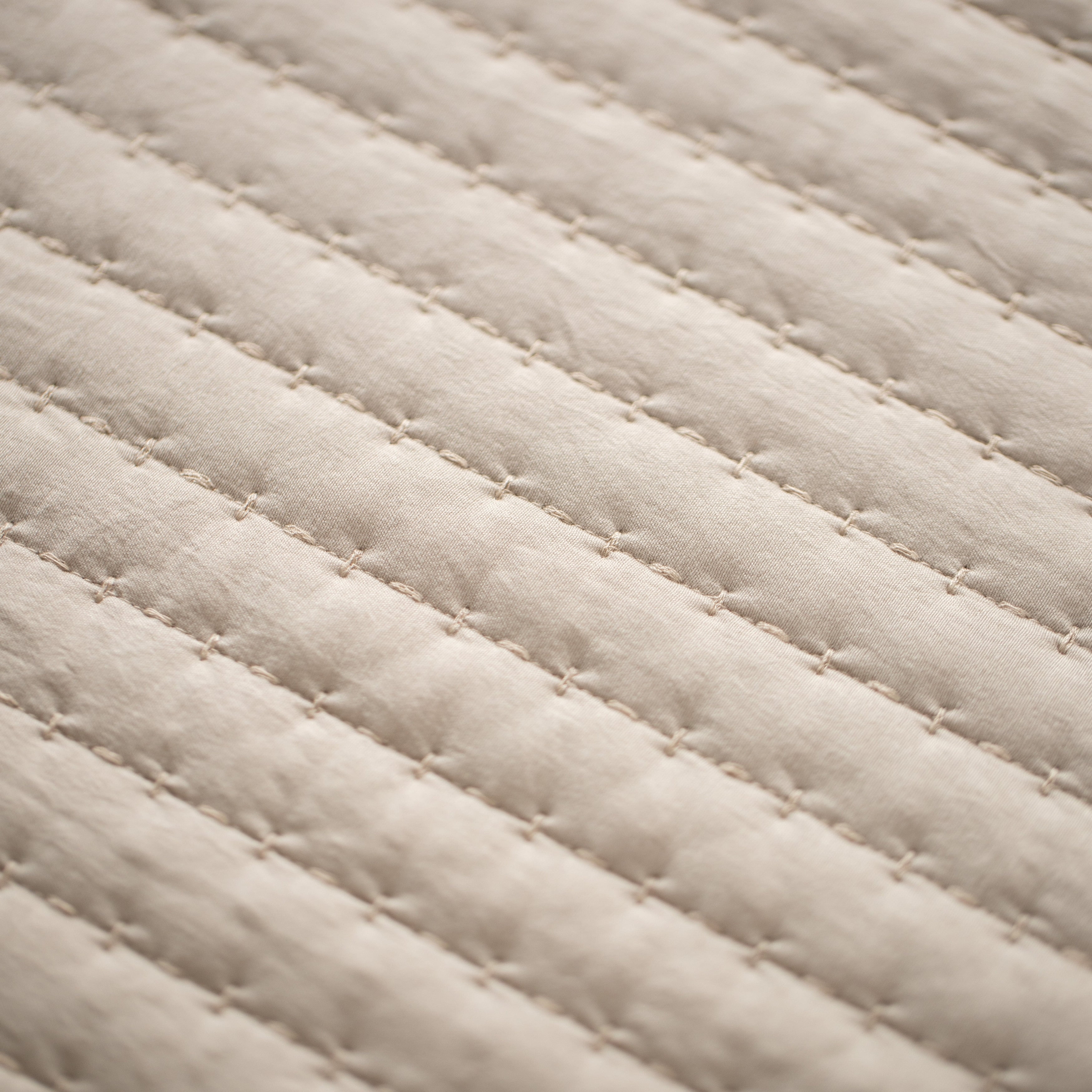 Tan Microfiber Reversible Full Quilt Set with Shams