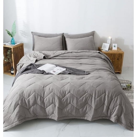 Kasentex Quilt Set Soft Microfiber with Sham(s) Light Weight All Season Machine Washable Stone Grey King 3 Piece