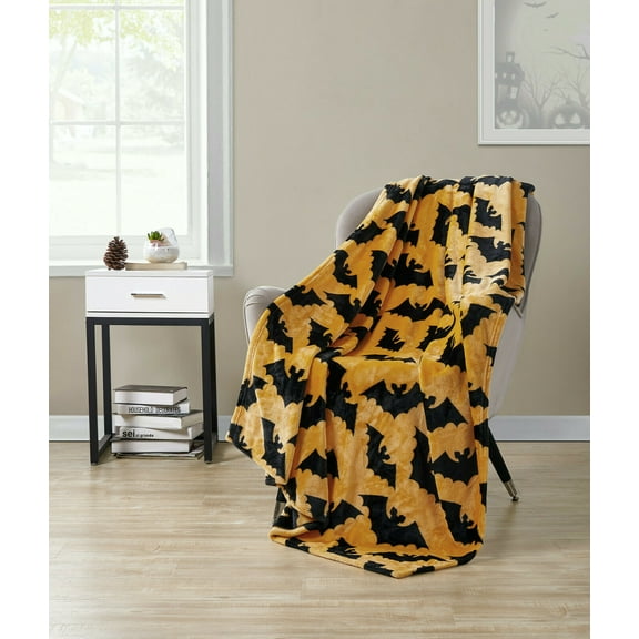 Kate Aurora Halloween 100% Polyester Throw, 50" x 70"