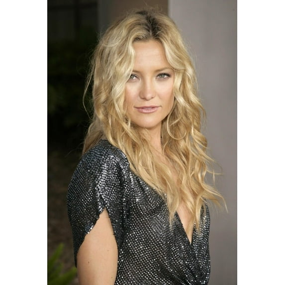 Kate Hudson At Arrivals For You, Me And Dupree Premiere, The Arclight Hollywood Cinerama Dome, Los Angeles, Ca, July 10, 2006. Photo By Jeremy MontemagniEverett Collection Celebrity