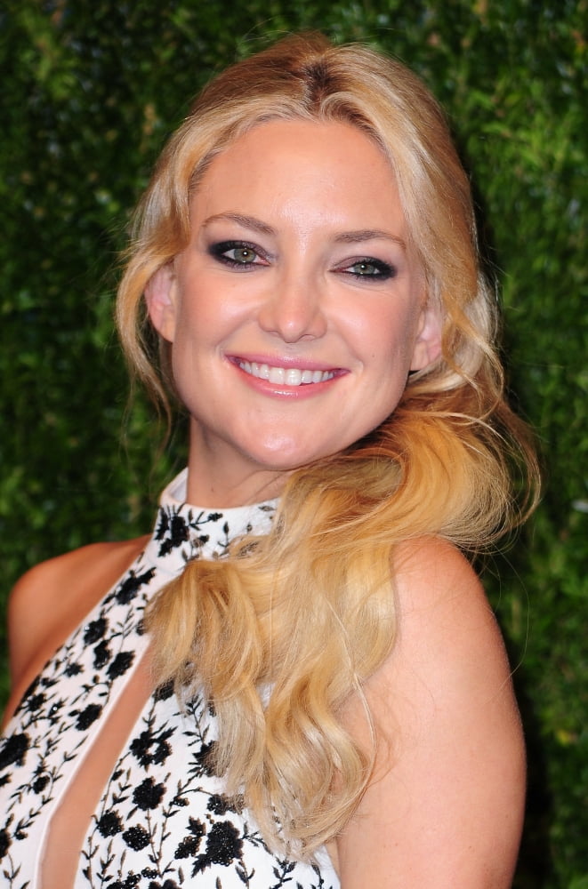 Kate Hudson At Arrivals For GodS Love We Deliver 2015 Golden Heart Awards Canvas Art - (16 x 20)