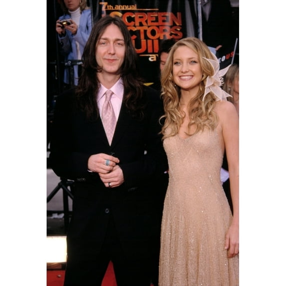 Kate Hudson With Husband Chris Robinson At The 7Th Annual Sag Awards La March 11Th 2001 By