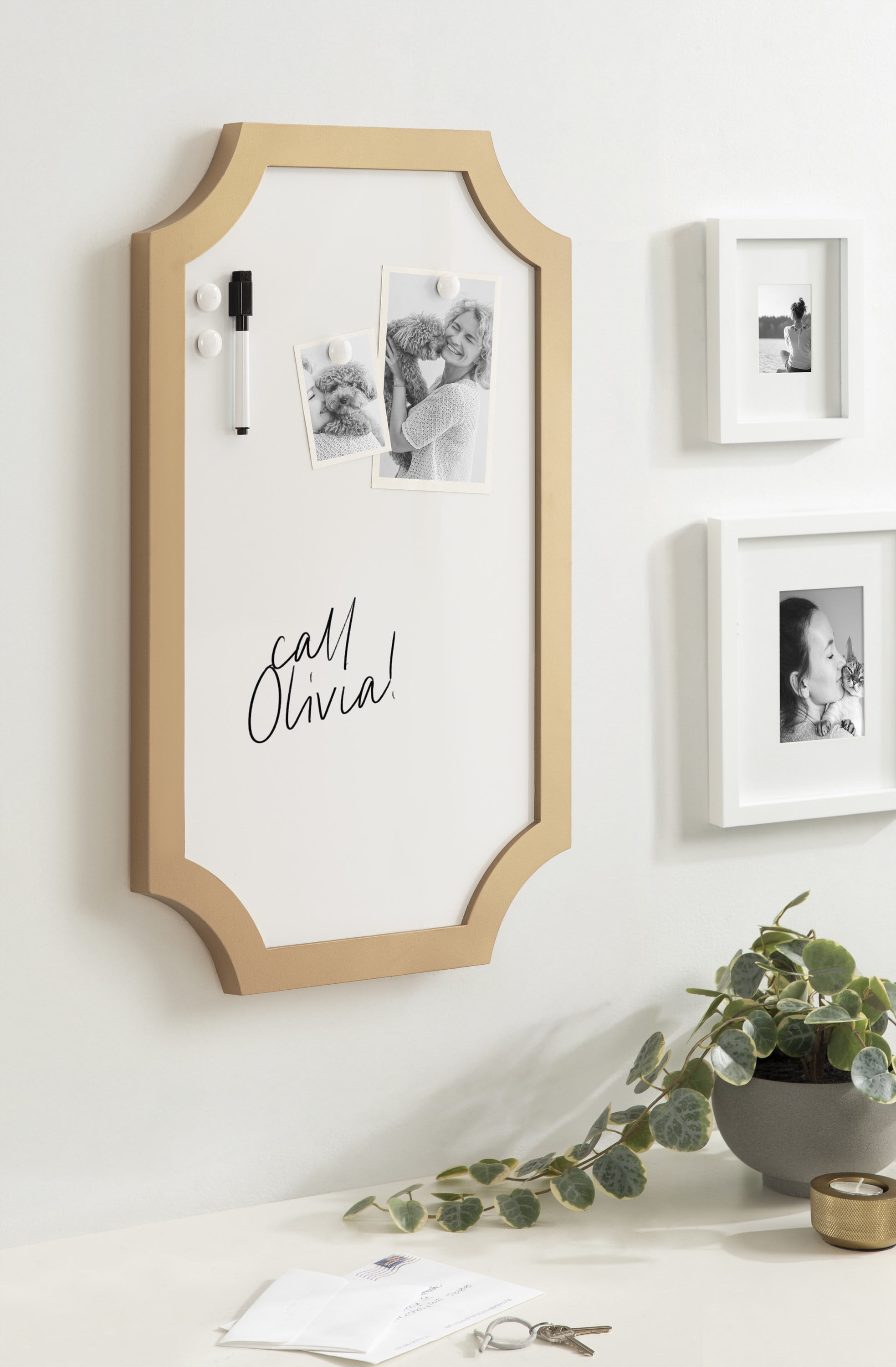 Kate and Laurel Holbrook Scalloped Magnetic Dry Erase Board with Marker ...