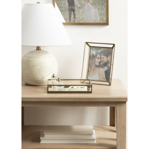 Kate and Laurel Nevala Decorative 5x7 Picture Frame and Tabletop Tray, Set of 2, Antique Brass, Vintage Decor Set Including Photo Frame and Decor Tray
