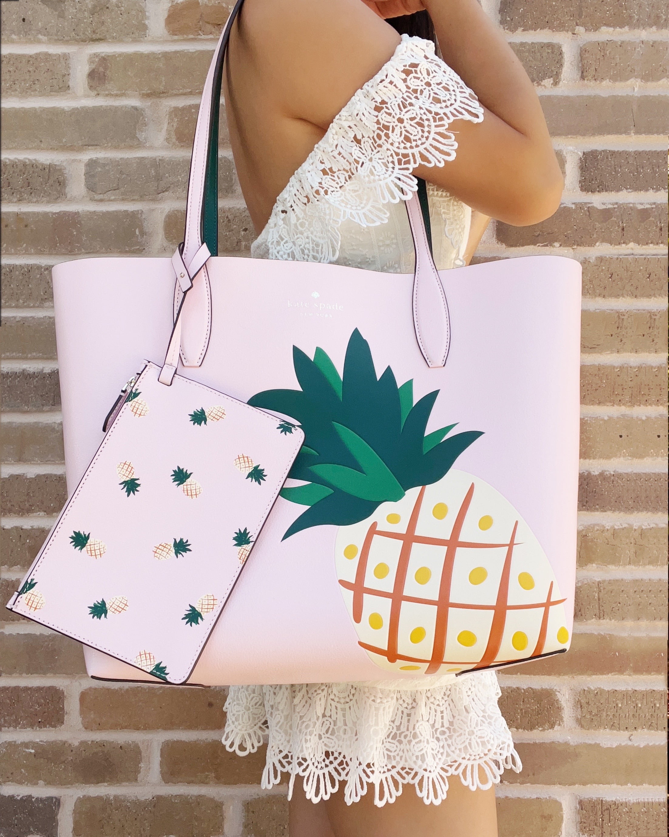 Kate spade shop flamingo bucket bag