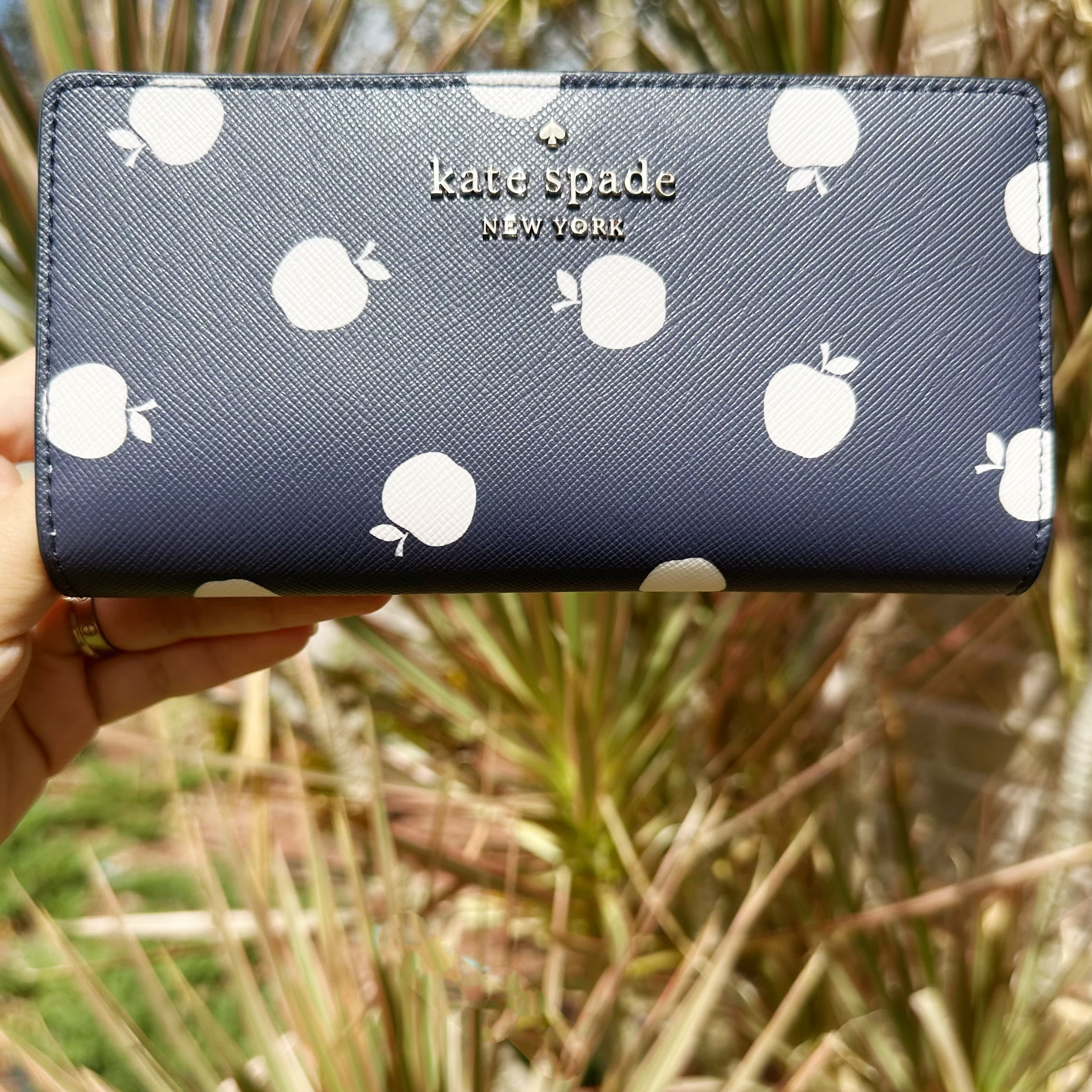 Kate Spade New York Women s Staci Orchard Toss Print Large Slim Bifold Wallet Blazer Blue Walmart
