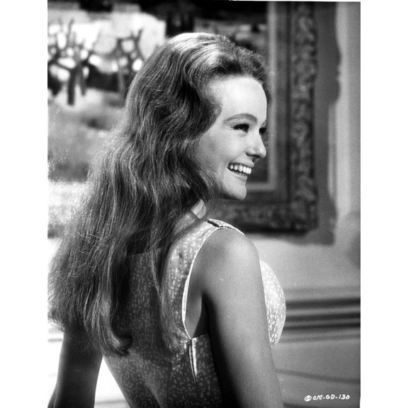Katharine Houghton Posed Side View smiling Portrait Photo Print (8 x 10)