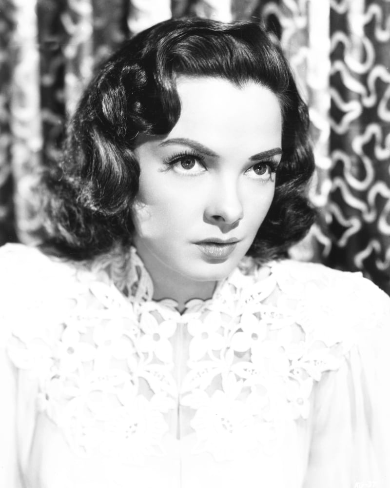 Kathryn Grayson Canvas Art - (16 x 20)