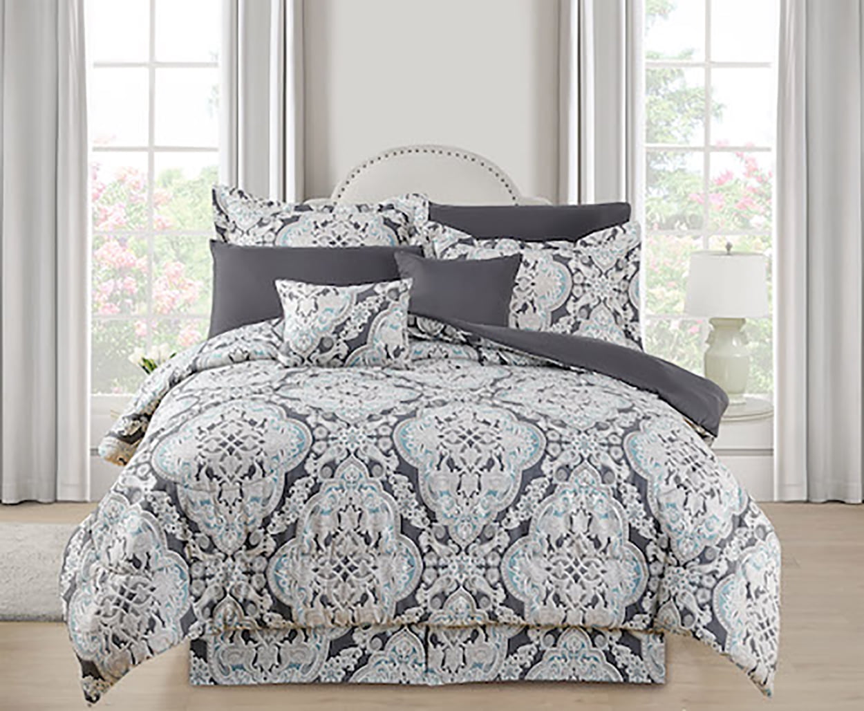 Kathy Ireland Home 10 Piece Queen Bed in a Bag Set with Comforter